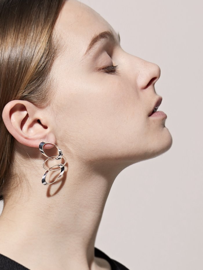 Unit silver earrings2