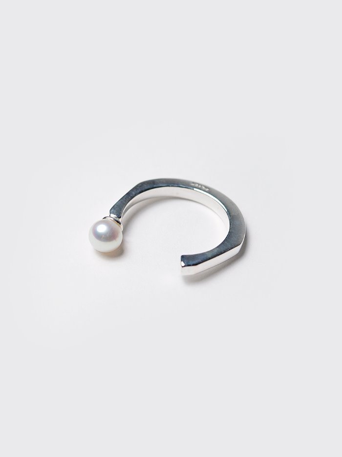 Open pearl silver ring